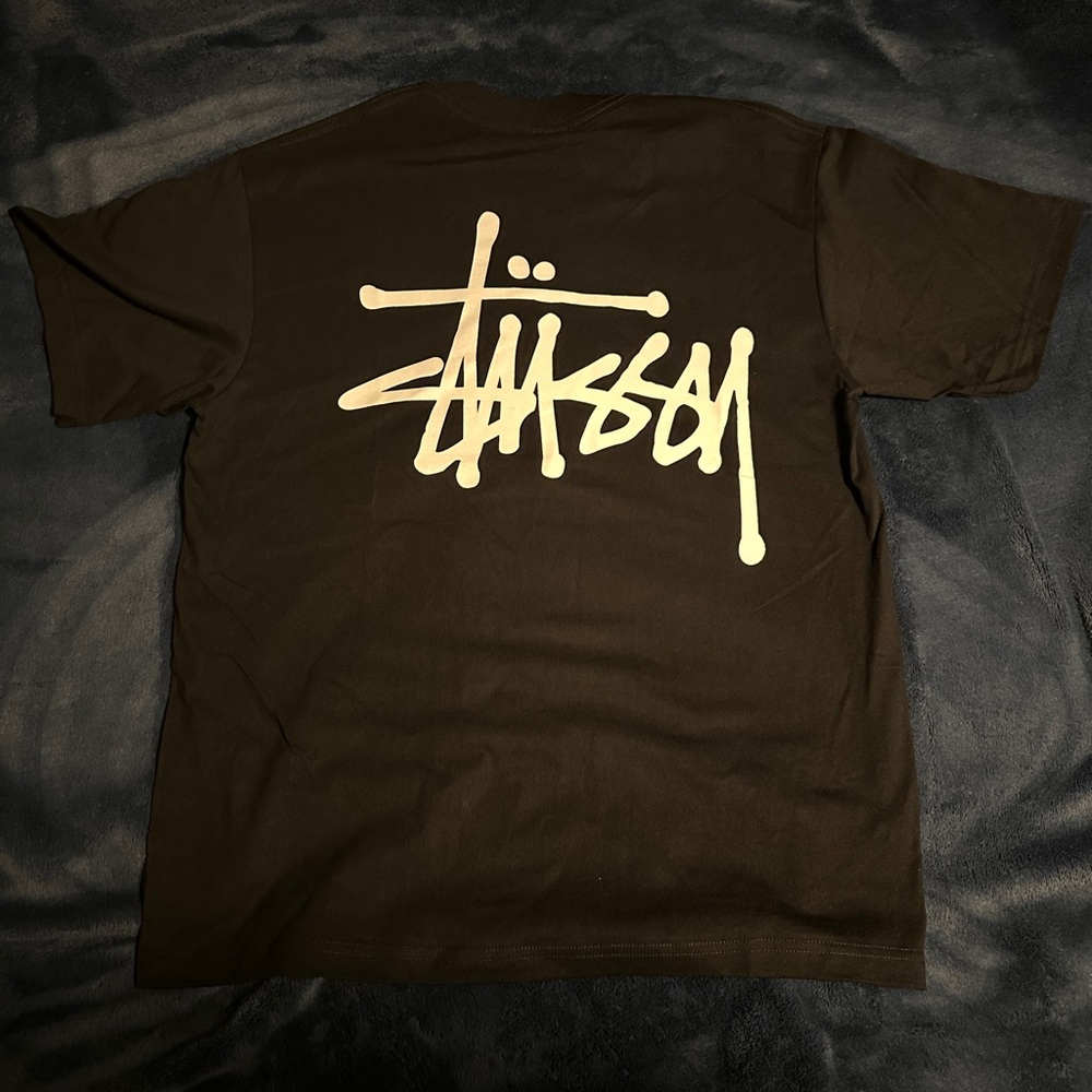Stussy Men’s Black T-Shirt - Picture 2 of 2